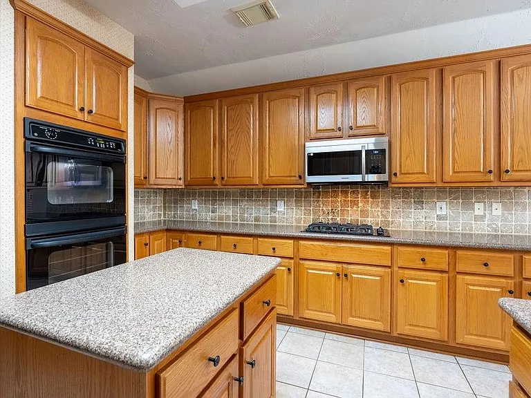 12502 Boxwood Way Ln — Photo 18