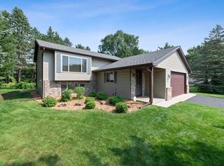 5680 259th St, Wyoming, MN 55092