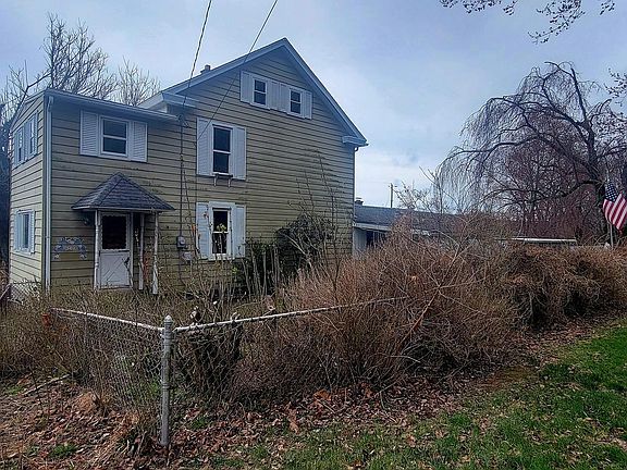 2nd image of 302 North St
