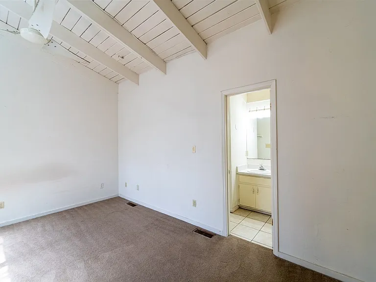 1349 Rumba Ln — Photo 14