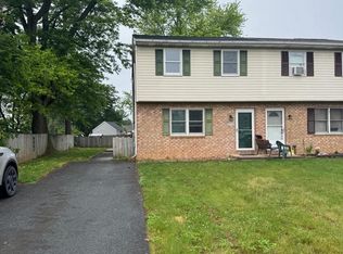 471 S Market Ave, Mount Joy, PA 17552
