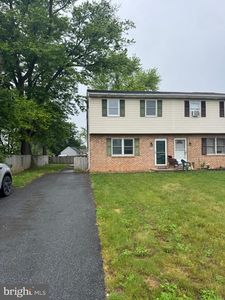 471 S Market Ave, Mount Joy, PA, 17552
