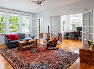 439 Washington St APT 6, Brookline, MA 02446