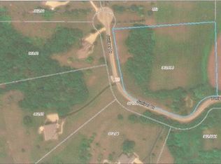 9 & 3 Deerfield Dr, Monroe, WI 53566