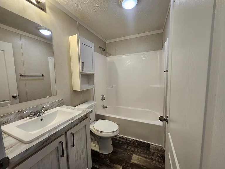 220 Maple Ave #220 — Photo 9
