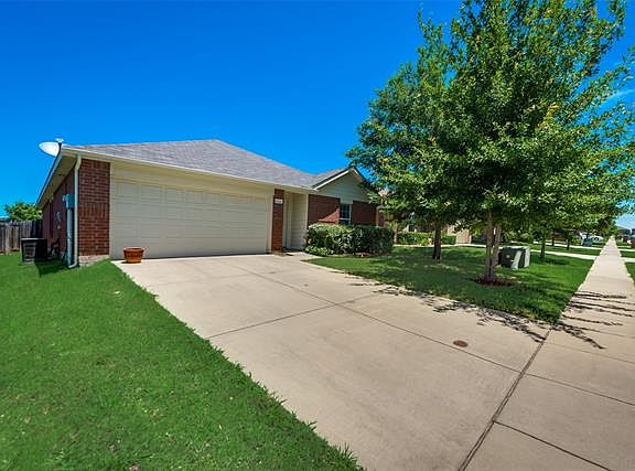2nd image of 1210 Augustin Dr