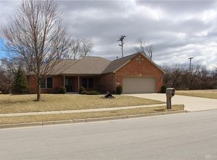 110 Allison Ct, Englewood, OH