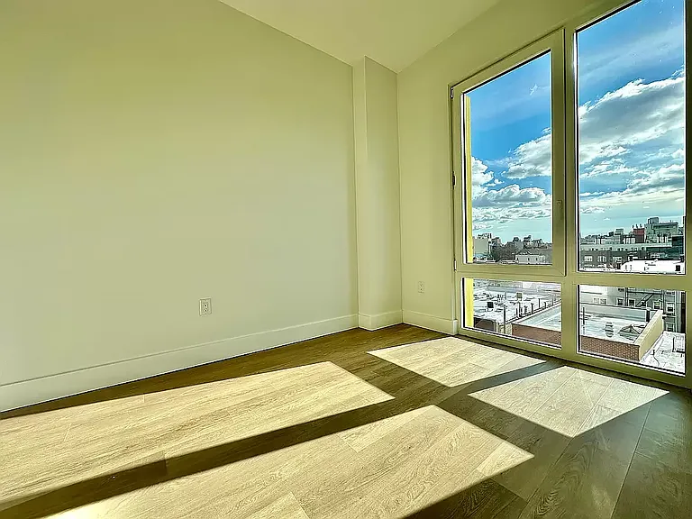 139 Frost St #4D — Photo 28