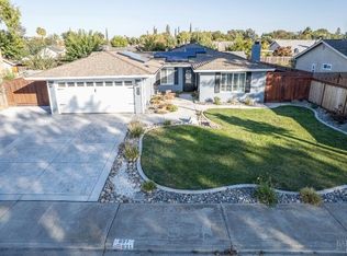 821 Yosemite Dr, Livermore, CA 94551