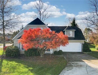 10376 N Pond Ln, Twinsburg, OH, 44087