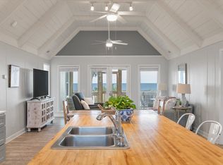 2002 Palmetto Blvd, Edisto Island, SC 29438