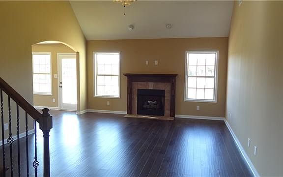 3rd image of 14 Ellington Chase Lot 14
