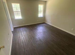 32 Elaine Ct, Jackson, MS 39204