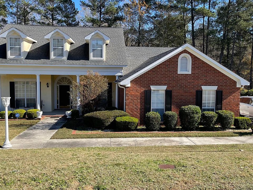 1st image of 2922 Arrowwood Cir