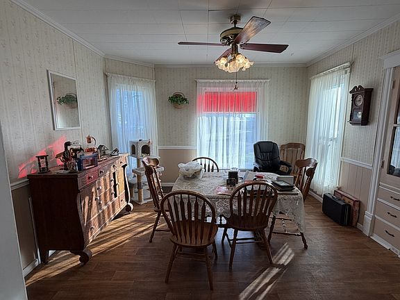 5th image of 304 Avenue D