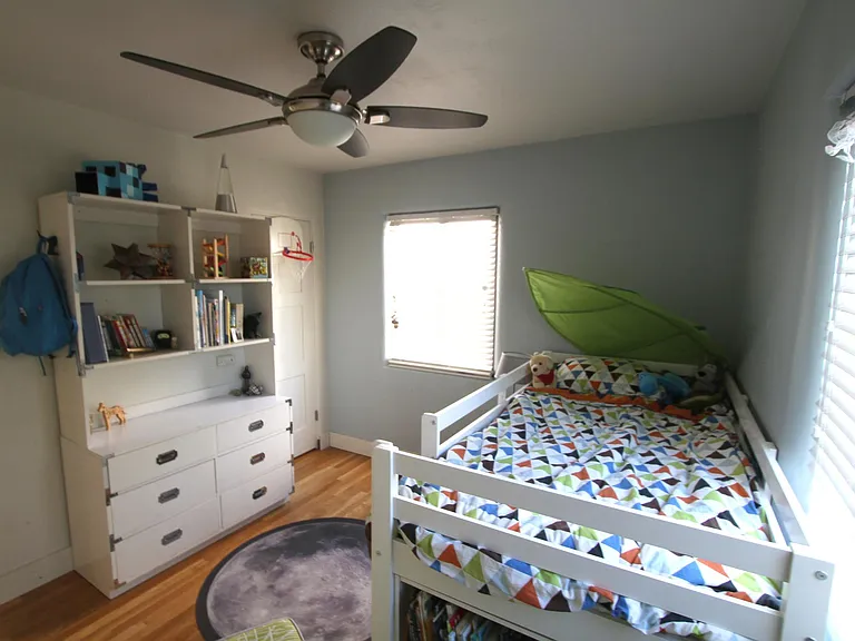 2nd Bedroom