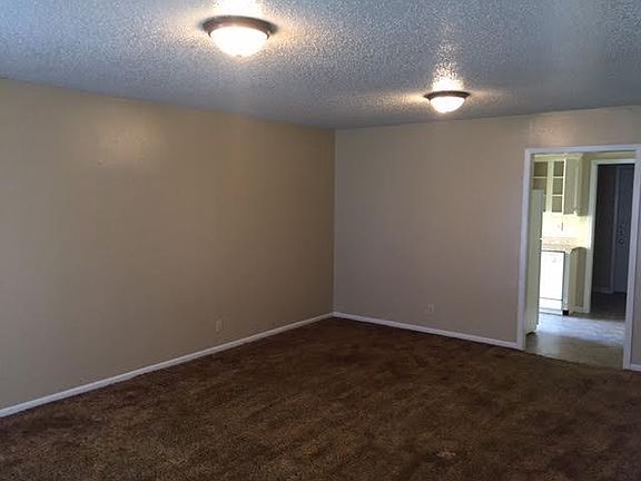 3rd image of 305 Blake Dr #A