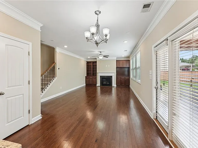 6370 Shiloh Woods Dr — Photo 21