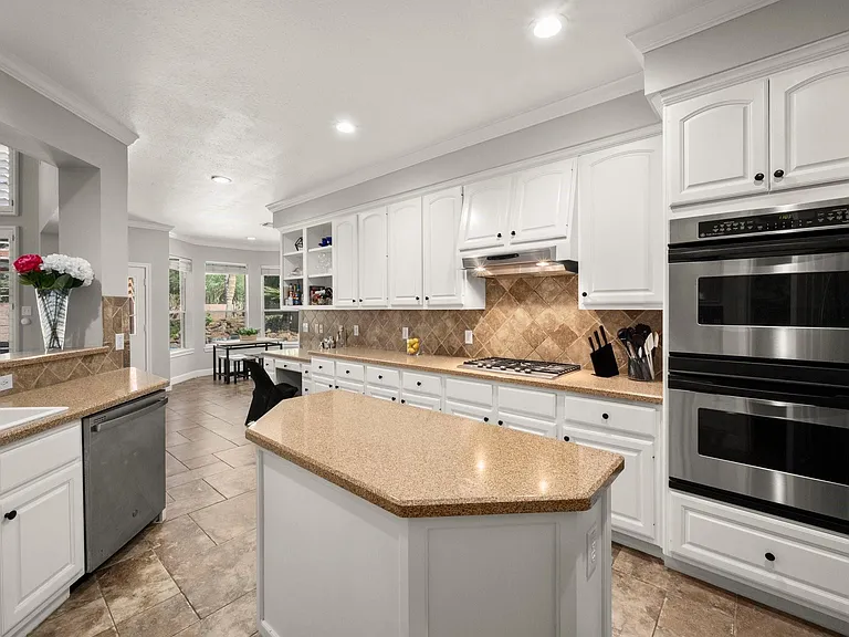 4218 Leaflock Ln — Photo 16
