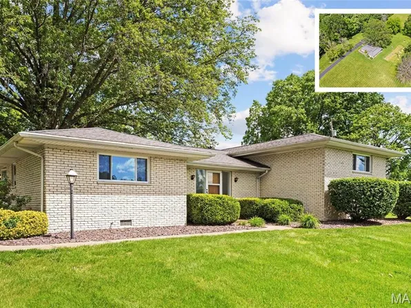 7432 N Illinois St, Caseyville, IL 62232
