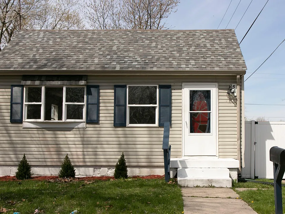 56 N Tacoma Ave