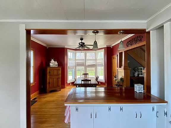 3rd image of 1010 Jefferson St