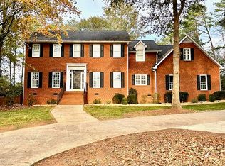 112 Hawnes Pl, Anderson, SC 29621
