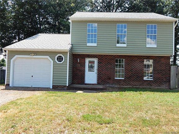 2nd image of 4612 Halleys Cir