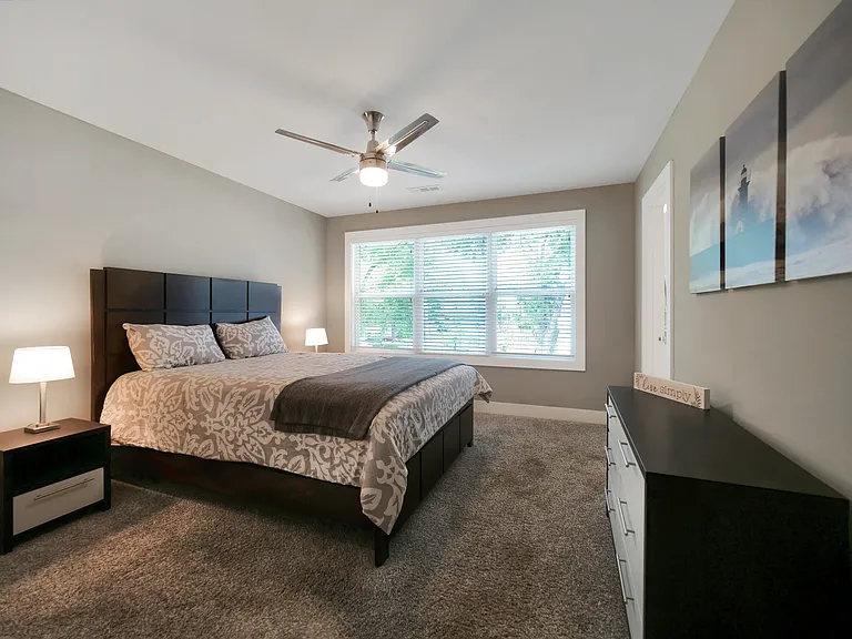 2202 Sheridan Rd — Photo 29