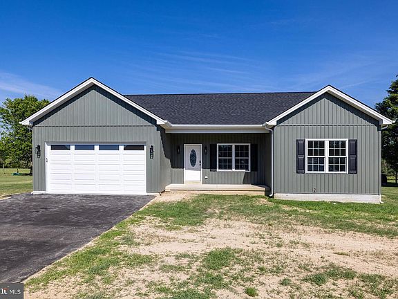 4th image of 131 Deerfield Estates Dr