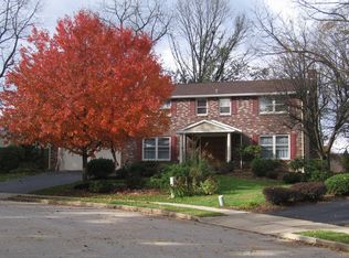 603 Overbrook Ln, Oreland, PA 19075