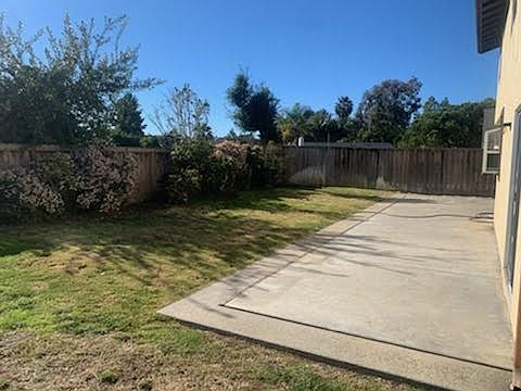 2nd image of 4225 La Tiera Dr