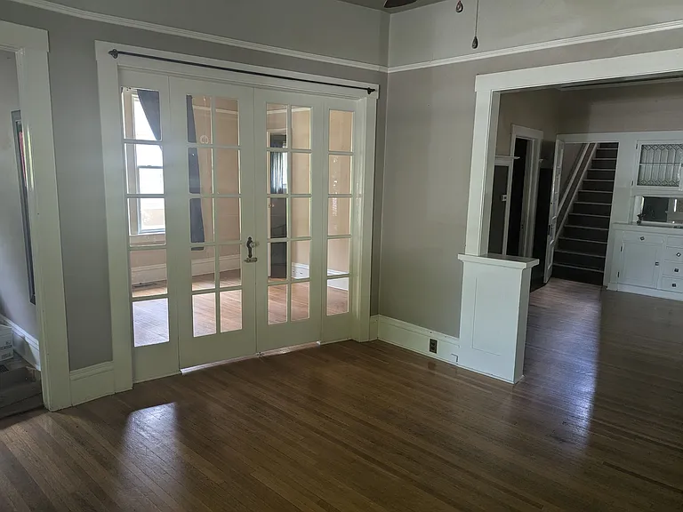 1211 W 14th Ave — Photo 3