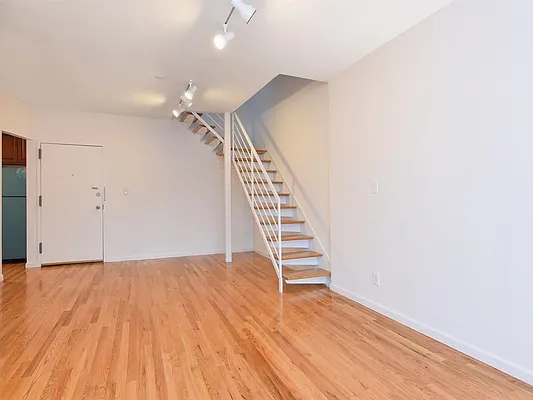 Sold by Keller Williams Realty Empire | media 5