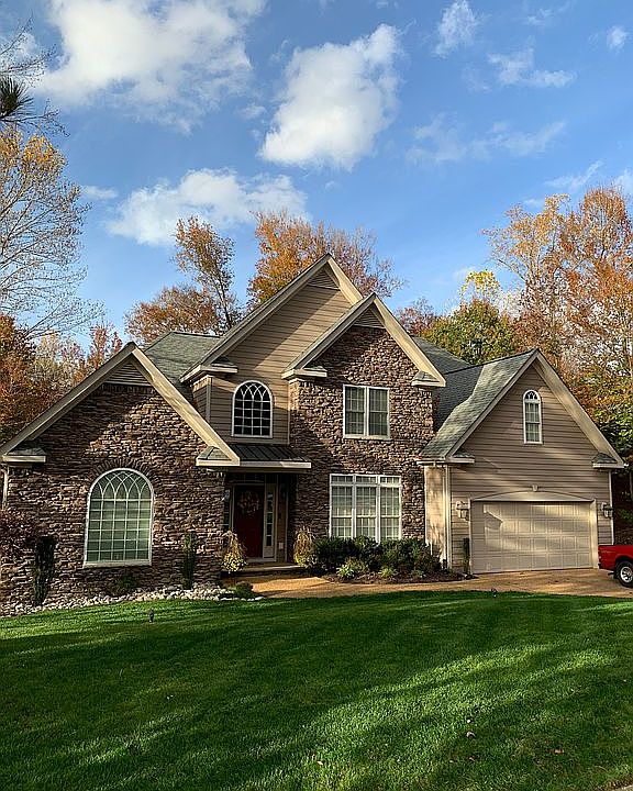 1st image of 3633 Bridgewater Dr