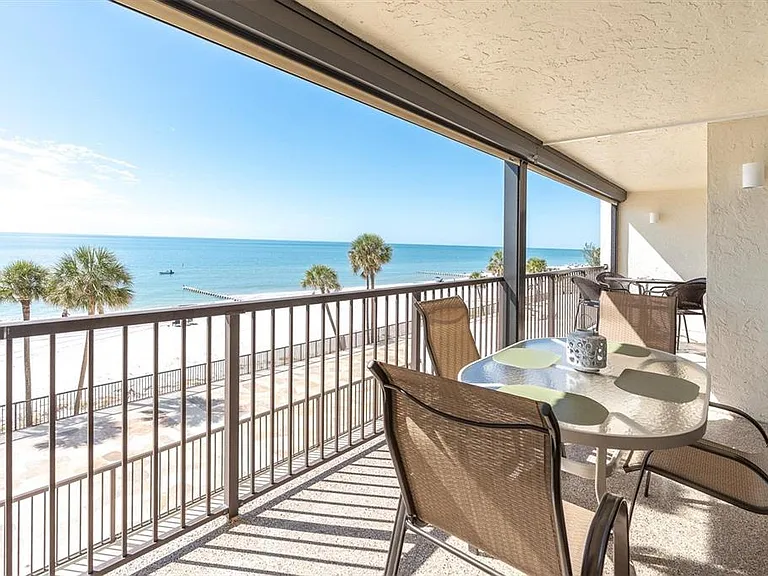 14950 Gulf Blvd #402 — Photo 24