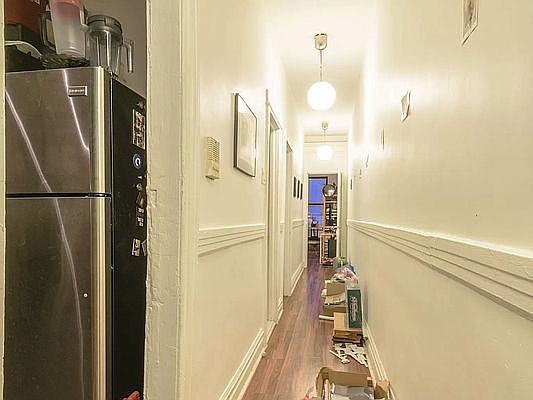 4th image of 1469 Pacific St #6A