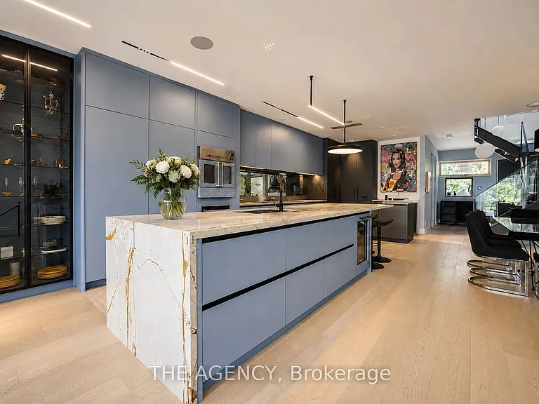 15 Albemarle Ave — Photo 6