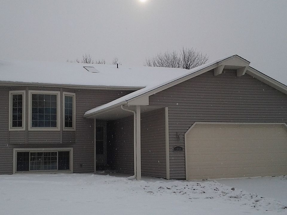 2nd image of 1888 Sunrise Ct