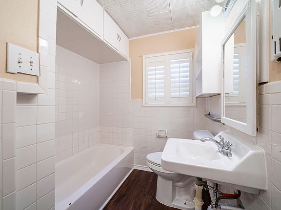 4th image of 107 Harvey Ave #13066458