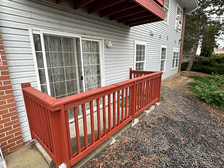 1461 Northwood Dr #102 — Photo 1