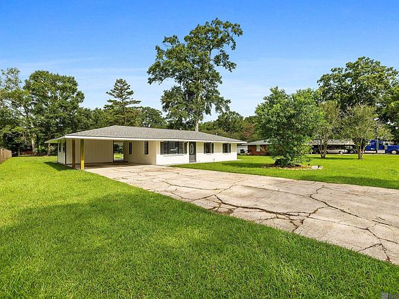 2nd image of 10061 Moss Lea Dr