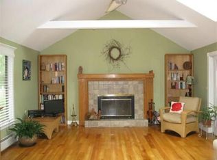 45 Ryder Ln, Marion, MA 02738