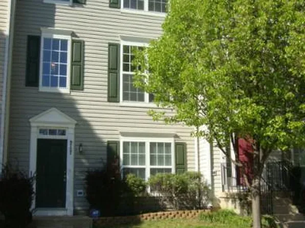 9727 Faber Ln, Bristow, VA 20136