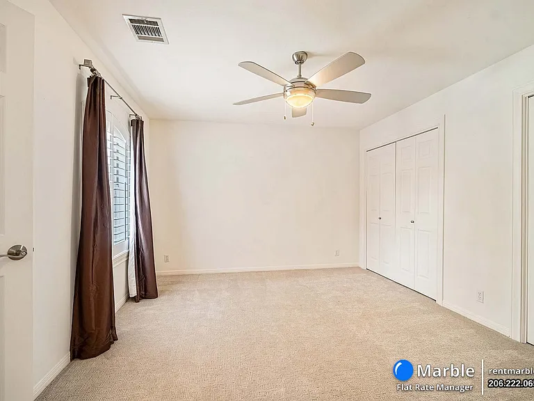5511 Courtyard Dr — Photo 26