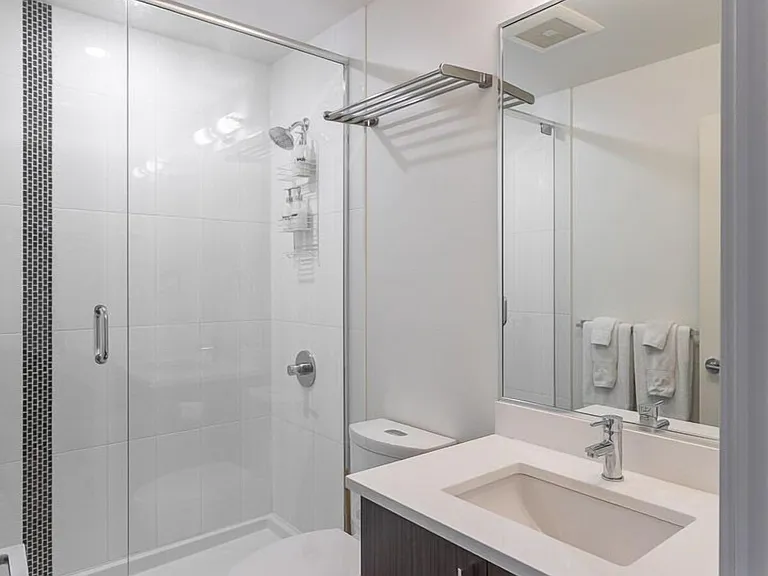 613 Herald St — Photo 14