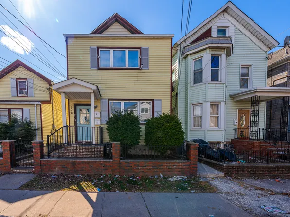 238 Franklin St #1, Elizabethport, NJ 07206