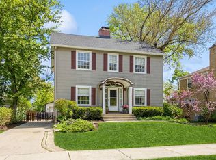 933 Rosemary Ter, Deerfield, IL