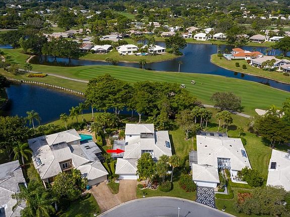 5th image of 27 Estate Dr