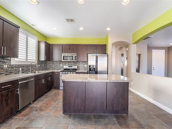 5th image of 7524 Schuders Ave